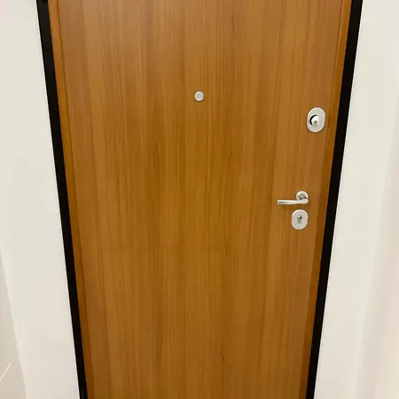 Le Finestre Sul Tufo Apartment *